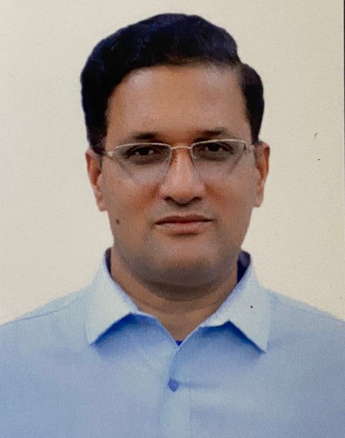 Chaukhutia's Harish Chandra Upadhyaya became Joint Director General (Foreign Trade), an atmosphere of joy and pride in the area.