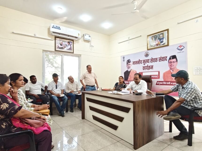 The administration is preparing hard before the rains and the campaign to prevent waterlogging in Tanakpur-Banbasa is intensified.